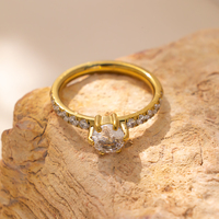 Bague de mariage en zircon étincelant pour femme, en acier inoxydable plaqué or, bijoux de luxe, solitaire, vente en gros pour filles et femmes