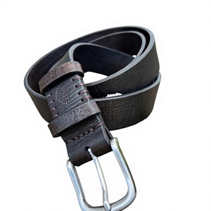 Ceinture en cuir de vachette personnalisée BS INTERNATIONAL avec boucle carrée en acier motif crâne, motif uni, écologique, respirante et légère - Product Image 5