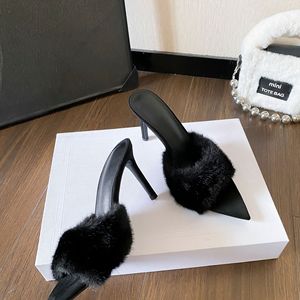 รองเท้าส้นสูงแบบเปิดนิ้วเท้า ขนฟู ดีไซน์เรียบหรู ใส่สบาย เหมาะสำหรับฤดูหนาว ฤดูใบไม้ผลิ และฤดูใบไม้ร่วง - Product Image 3