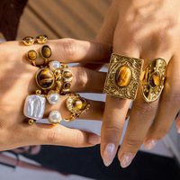 Gaovo Edelstahl Vintage Multi-Stein Breiter Ring für Damen Galvanisch Beschichteter Statement-Modeschmuck Geschenkkollektion