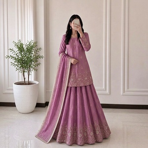 Robe Anarkali en soie brodée rose, longueur ras du sol, tenue traditionnelle indienne et pakistanaise pour mariage, coupe ample, manches longues pour femme - Product Image 1