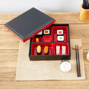 Lonchera Japonesa Bento Rectangular de 25.5x25.5x6 cm con Tapa Hermética, Varios Estilos - Product Image 2