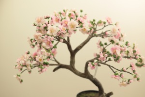 Bonsái Realista de Flor de <span class=keywords><strong>Sakura</strong></span> Árbol de <span class=keywords><strong>Cerezo</strong></span> Artificial en Maceta para Interiores Planta de Plástico y Seda para Decoración del Hogar y Bodas - Product Image 2
