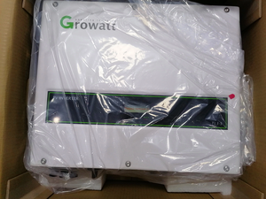 ระบบพลังงานแสงอาทิตย์แบบเชื่อมต่อกับระบบไฟฟ้าสาธารณะ Growatt รุ่น MOD 10KTL3-X ขนาด 10 กิโลวัตต์ 3 เฟส พร้อมอินเวอร์เตอร์ Growatt10KTL - Product Image 1