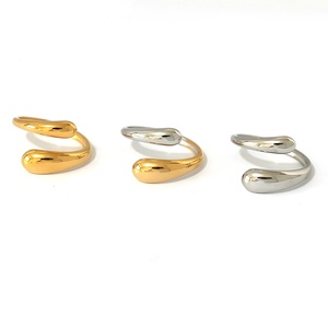 Anillos Sencillos Chapados en Oro de 18k, Anillo Multicolor Ajustable con Recubrimiento PVD Antideslustre para Hombre, Joyería Occidental Moderna al por Mayor - Product Image 5