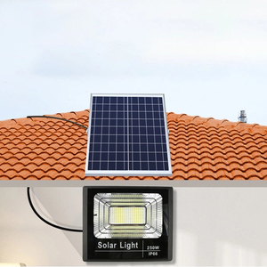 Projecteur LED portable solaire extérieur en aluminium, sans fil, à intensité variable, IP66, 135-250W, faisceau de 120 degrés, 40-50 heures d'autonomie - Product Image 4