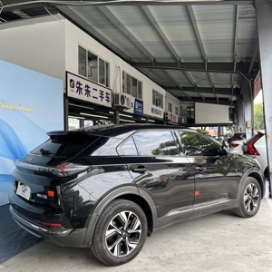 ภายในสีอ่อนของรถยนต์ SUV พลังงานไฟฟ้าล้วน U Pure ปี <span class=keywords><strong>2023</strong></span> |   ระยะทางวิ่ง 401/501 กม. มอเตอร์ 120 กิโลวัตต์ ชาร์จเร็ว 0.5 ชม. ระบบอัตโนมัติ พวงมาลัยซ้าย รถยนต์ไฟฟ้าขนาดกะทัดรัดสำหรับครอบครัว - Product Image 4