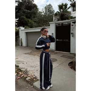 Conjunto de Traje de Pantalón Azul Marino para Mujer - Product Image 5