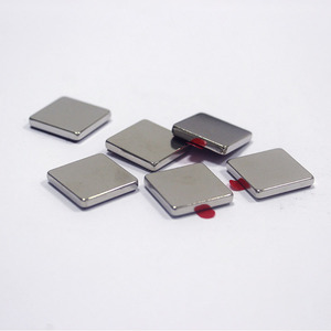 Imán Industrial para Sublimación con Reverso Adhesivo |   Imán de Neodimio Avellanado para Aplicaciones de Corte e Industriales - Product Image 2