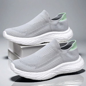 Zapatillas deportivas casuales para hombre 2025, transpirables, ligeras, con suela suave de espuma, de tejido volador, estilo Popcorn, para otoño, novedad transfronteriza, estilo Lazy. - Product Image 1
