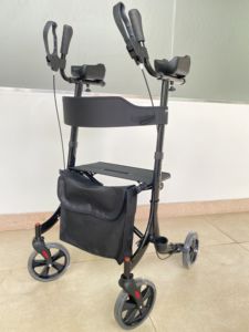 Oem לייצר ניידות חיצונית מקורה <span class=keywords><strong>4</strong></span> גלגל רולר מתקפל 3 גלגל רולר וולקר למבוגר - Product Image 6