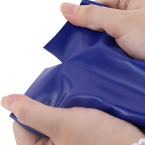 <span class=keywords><strong>Abri</strong></span> de bâtiment de stockage d'animaux recouvert de PVC vert durable de 17oz en tissu PVC parfait pour les abris de bétail, de cheval, de chèvre et de mouton - Product Image 3