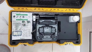 Machine à épissurer les fibres optiques FSM-90R CT-50 FTTH du Japon, coupe-fibre à ruban <span class=keywords><strong>12</strong></span> cœurs - Product Image 5