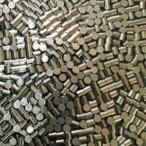 Dia. Granulés de Tantalum Métallique Pur à 99,95% de 6 x 6 mm, Prix au Kg - Product Image 2