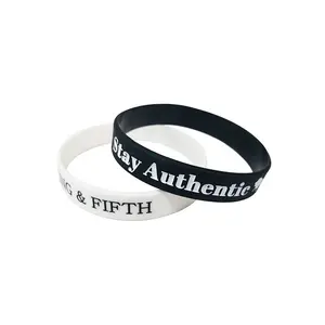 Hoge Kwaliteit Rubberen Armband Met Reliëf Logo Siliconen Polsband Custom