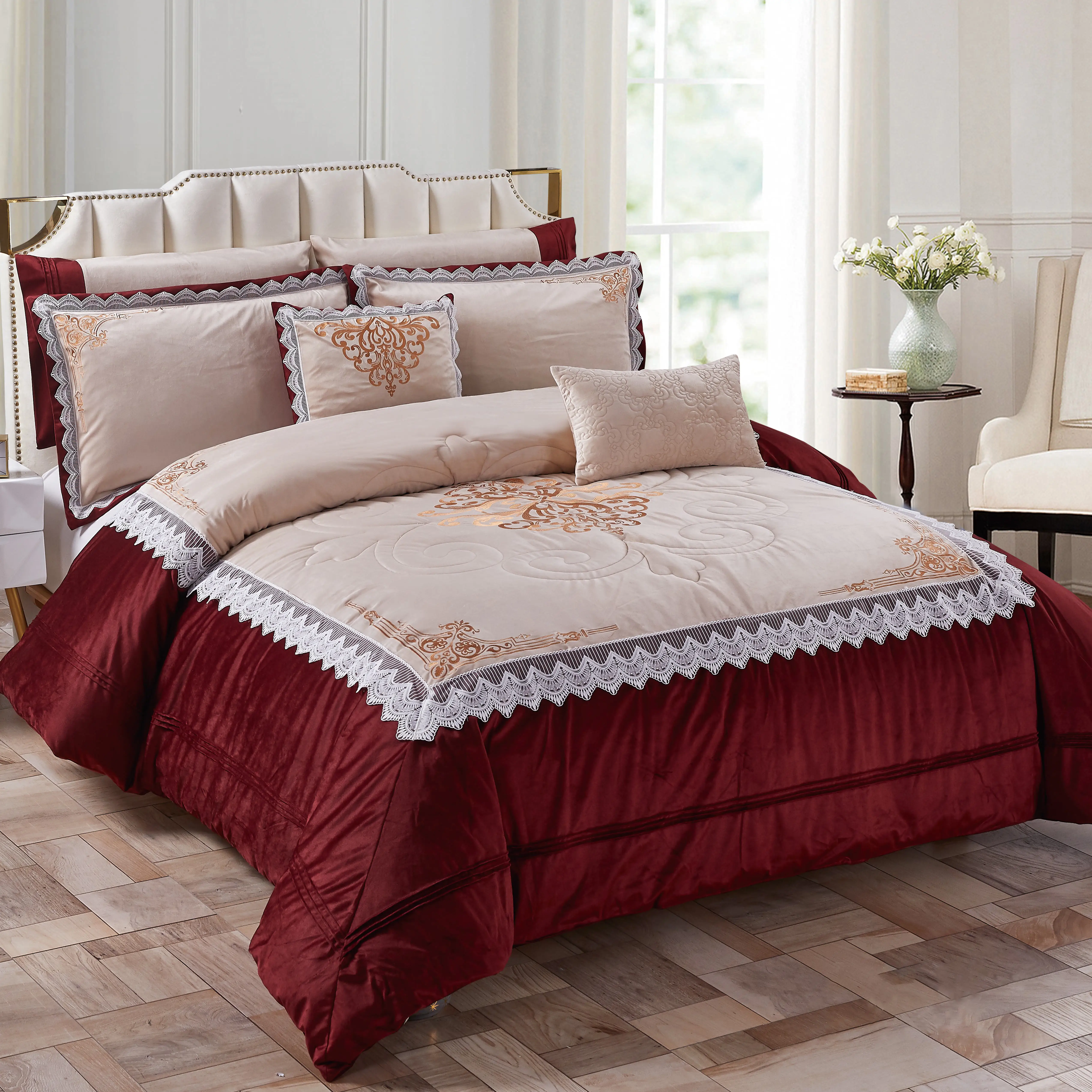 Thêu Comforter Bộ 8Pcs Nhung Comforter 100% Polyester Mùa Đông Comforter Đặt Tấm Ga Giường Thiết Lập Với Rèm Cửa
