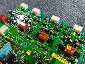 Tuyệt vời giá Inverter FC-302/301/102/202 Series Board ổ đĩa 130b6060 1/2 30kw-75kw 220V/380V/690V Board ổ đĩa - Product Image 2