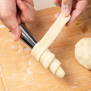 <span class=keywords><strong>Cuisine</strong></span> Acier Inoxydable Cuisson Cônes <span class=keywords><strong>Corne</strong></span> Pâtisserie Rouleau Gâteau Moule Spirale Cuit Croissants Tubes Cookie Dessert Outil - Product Image 5