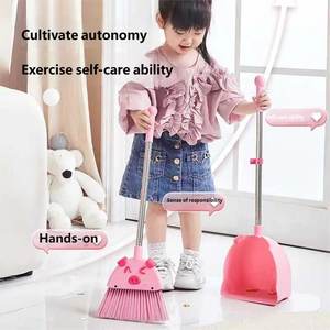 Outils de nettoyage ménagers pour enfants petit <span class=keywords><strong>balai</strong></span> avec ensemble de pelle à poussière matériau de tête de poils vadrouille sol en chenille - Product Image 5