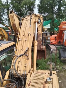 Excavadora Caterpillar 325B Usada en Japón, Año 2005, Buen Estado, Pocas Horas de Trabajo, 28.12 Toneladas, Incluye Componentes Principales: Motor y Bomba - Product Image 6