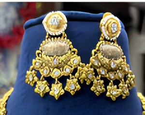 Ensemble collier et boucles d'oreilles en moissanite plaqué or de haute qualité classique pour femmes, tenue traditionnelle pour mariage et fiançailles - Product Image 2