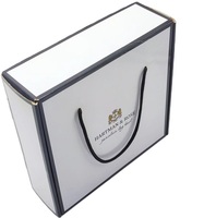 Carpeta de Cartón Corrugado Reciclable con Logotipo, Bajo MOQ, Laminación Mate, para Zapatos, Ropa, Regalos, Embalaje Blanco para Pequeñas Empresas, Envíos Postales