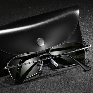 Nouvelles Lunettes de Soleil Carrées Polarisées pour Hommes <span class=keywords><strong>2020</strong></span>, Monture Complète, Idéales pour la Conduite en Extérieur, Verres Personnalisés, Vente en Gros - Product Image 2
