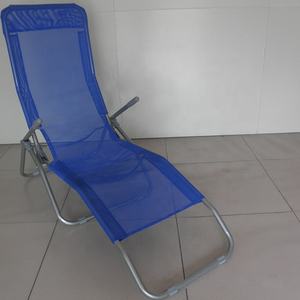 <span class=keywords><strong>Chaise</strong></span> <span class=keywords><strong>longue</strong></span> de plage moderne en aluminium et acier pliable, confortable et bon marché, pour l'extérieur, le jardin, la terrasse, directement de l'usine - Product Image 2