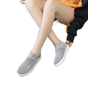 Chaussures de sport décontractées en tricot souple à semelle souple et légère, fabriquées en Chine, personnalisables - Product Image 4