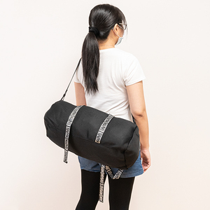 กระเป๋าทรงดัฟเฟิลสำหรับไปยิมขนาดใหญ่สไตล์สตรีทลำลองพร้อมช่องปิดตาข่ายกระเป๋ากีฬาสะพายไหล่สบายๆและกระเป๋าสะพายข้าง - Product Image 4