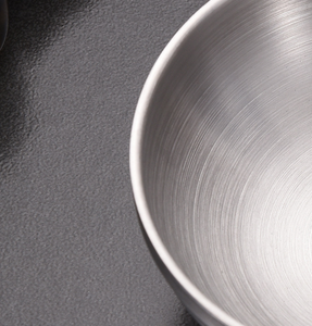 Ciotola a Doppio Strato in Acciaio Inox 304 con Design Ondulato Oro e Argento per Riso e Zuppa, Uso Domestico, Cucina e Ristorante Coreano - Product Image 3