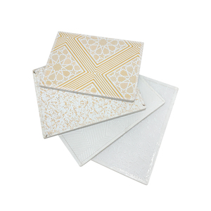 Plaques de plafond en gypse d'Arabie Saoudite 60x60, stratifiées PVC, étanches, faux plafond pour <span class=keywords><strong>maison</strong></span> - Product Image 2