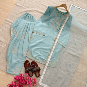 Ensemble élégant haut en satin de soie, palazzo et dupatta pour femme – Collection de créateur pour soirée, sans plis, prêt-à-porter - Product Image 4