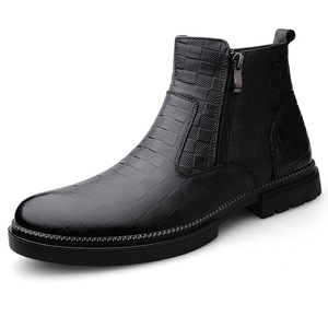 Bottines en cuir véritable pour homme, automne/hiver, design élégant noir avec doublure en fourrure, fermeture éclair et semelle intérieure EVA, bout pointu - Product Image 1