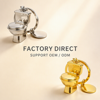 Pendentif en métal amusant en forme de toilettes, bicolore argent et or, cadeau fantaisie, vente en gros, directement de l'usine, OEM personnalisé pour porte-clés