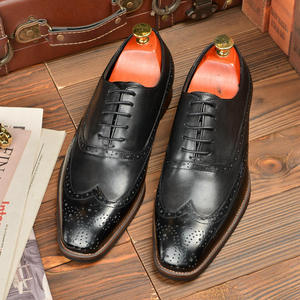 รองเท้าหนังผู้ชายแบบลำลองและแบบทางการคุณภาพสูง ผลิตด้วยมือ ขายส่งและรับสั่งทำพิเศษ โดดเด่นด้วยสไตล์ที่ทันสมัยและสบายๆ - Product Image 5