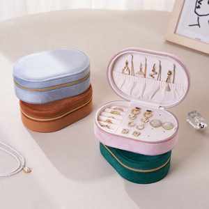 Estuche <span class=keywords><strong>de</strong></span> Viaje Portátil Ovalado <span class=keywords><strong>de</strong></span> Terciopelo para Joyas, Organizador <span class=keywords><strong>de</strong></span> Collares, Anillos y Pendientes con Múltiples Compartimentos - Product Image 1