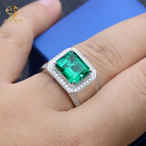 <span class=keywords><strong>Anillo</strong></span> <span class=keywords><strong>de</strong></span> Plata 925 <span class=keywords><strong>con</strong></span> <span class=keywords><strong>Esmeralda</strong></span> Colombiana Cultivada en Laboratorio <span class=keywords><strong>de</strong></span> 5CT 9x11MM y Moissanita Melee, <span class=keywords><strong>Anillo</strong></span> Personalizado para Uso Diario - Product Image 3