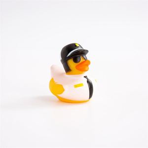 Mini canard de bain en caoutchouc mignon, jouet aquatique flottant coloré et sûr pour bébé, avec fonction de pression et de jeu dans l'eau, logo personnalisé - Product Image 1