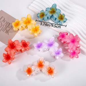 Pince à cheveux en acrylique de 10 cm avec fleur, style doux et tendance, accessoires floraux pour femmes, vente en gros, échantillon rapide - Product Image 2