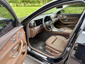 Auto Usado, E300l Edición Lujo 2022, Sedán Ejecutivo de 5 Plazas, E300l Vi, Cumple con el Estándar de Emisiones Ambientales - Product Image 3