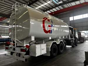 Camion-citerne à huile d'usine DONGFENG 6x4, réservoir de carburant de 30 000 litres, moteur 480 CV, camion de ravitaillement en carburant pour avions JET A1, vente en Chine - Product Image 3