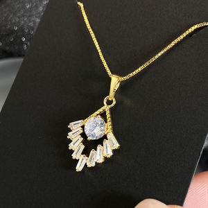 Foxi, модное ожерелье, медное ожерелье с подвеской, 18 карат, золото, инкрустированное цирконом, оптовая продажа, 18 карат позолоченные женские украшения - Product Image 1