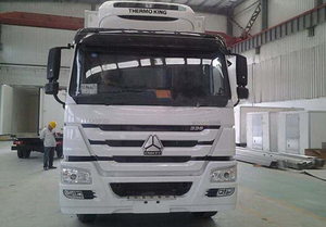 Camion frigorifique SINOTRUK HOWO 6x4 pour le transport de viande <span class=keywords><strong>à</strong></span> <span class=keywords><strong>vendre</strong></span> - Product Image 4