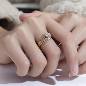 Anillo de Compromiso Messi Jewelry MSR-1743 de Oro de 18K con Diamantes Cultivados en Laboratorio de Forma Redonda y Colores Mixtos - Product Image 6