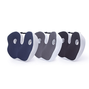 Cojín para hemorroides de espuma viscoelástica en forma de U, transpirable, para recuperación postparto, recuperación de cirugía y protección de la próstata - Product Image 2