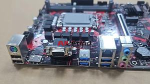 Tarjeta Madre EX-B660M-V5 PRO, Socket LGA1700 con Memoria DDR4 de 64GB, Formato Micro-ATX - Product Image 2