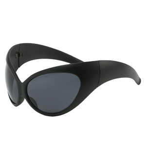Nueva Tendencia en Gafas de Sol de Lujo Futuristas con Protección UV400, Estilo PC Oversized, Logotipo Personalizado, Venta al Por Mayor - Product Image 1