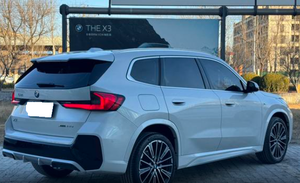 <span class=keywords><strong>BMW</strong></span> <span class=keywords><strong>X1</strong></span> 2023 XDrive25Li de Segunda Mano, Paquete M Sport, Gasolina 2.0T 227hp, 5 Asientos, Volante a la Izquierda, Tracción Delantera, SUV Compacto, Pintura Original de Fábrica - Product Image 4