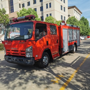 4*2 P700 véhicules de service de lutte contre l'incendie et de sauvetage, <span class=keywords><strong>camion</strong></span> de <span class=keywords><strong>pompier</strong></span> d'aéroport - Product Image 3